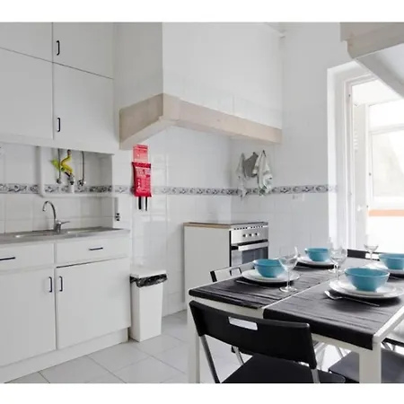 Houze Spacious Apartment In Lapa Near Riverside *